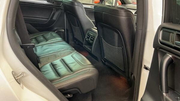 Used Volkswagen Touareg 2015 for sale - 78203814: Photo 3