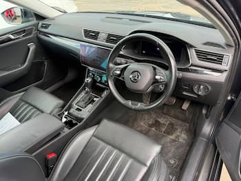 Used Skoda Superb 2020 for sale - 79664379: Photo