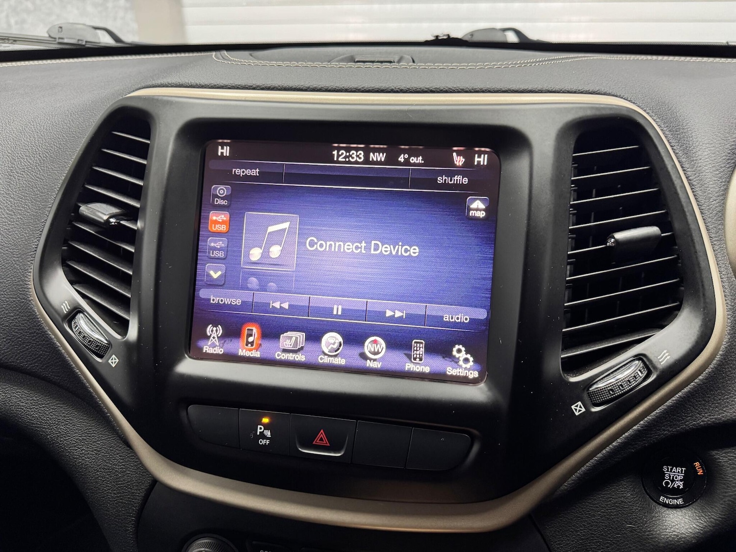 Used Jeep Cherokee 2015 for sale - 76512505: Photo 22