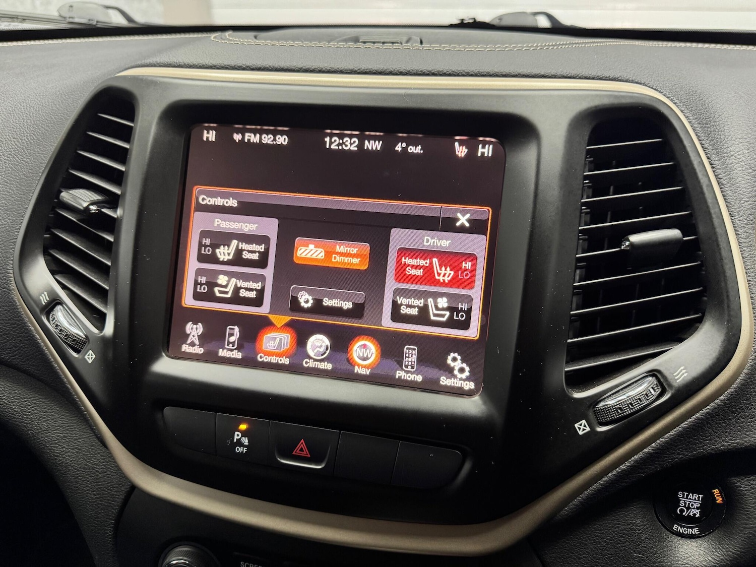 Used Jeep Cherokee 2015 for sale - 76512505: Photo 25