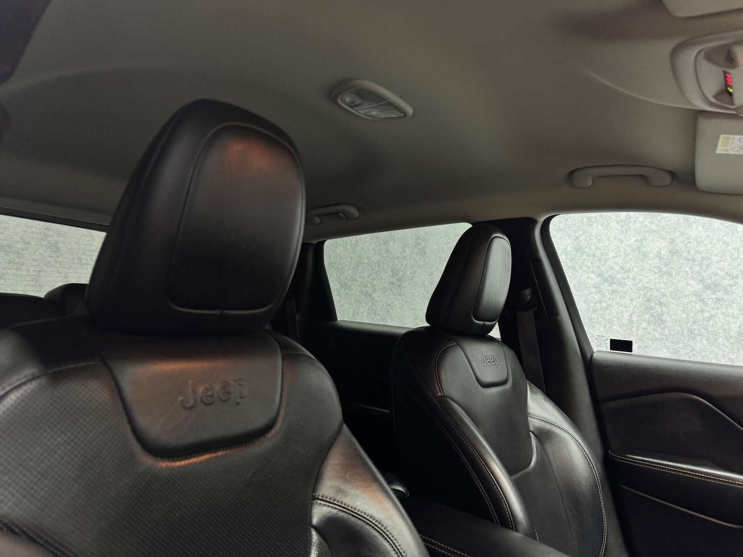 Used Jeep Cherokee 2015 for sale - 76512505: Photo 31