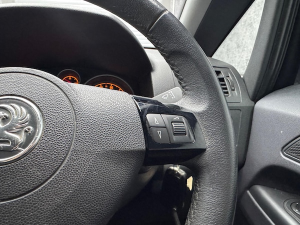 Used Vauxhall Zafira 2011 for sale - 75552171: Photo 5
