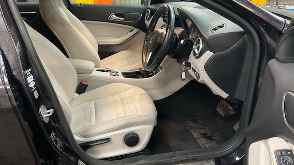 Used Mercedes-Benz A-Class 2015 for sale - 76247050: Photo 2