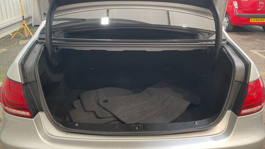 Used Mercedes-Benz E Class 2016 for sale - 76457049: Photo 12