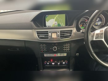 Used Mercedes-Benz E Class 2016 for sale - 76457049: Photo