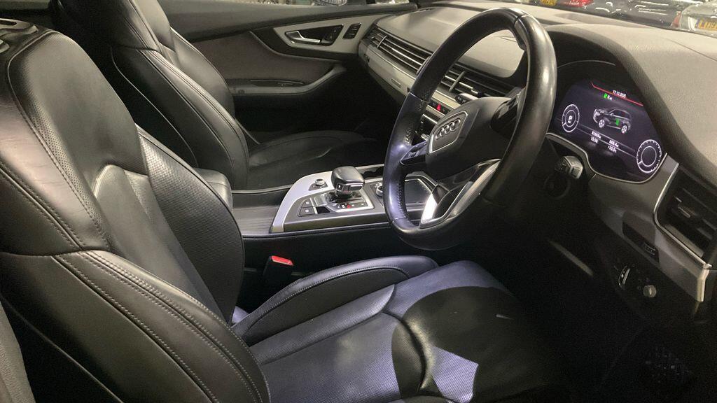 Used Audi Q7 2017 for sale - 77066710: Photo 2