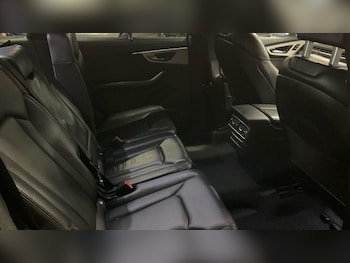 Used Audi Q7 2017 for sale - 77066710: Photo