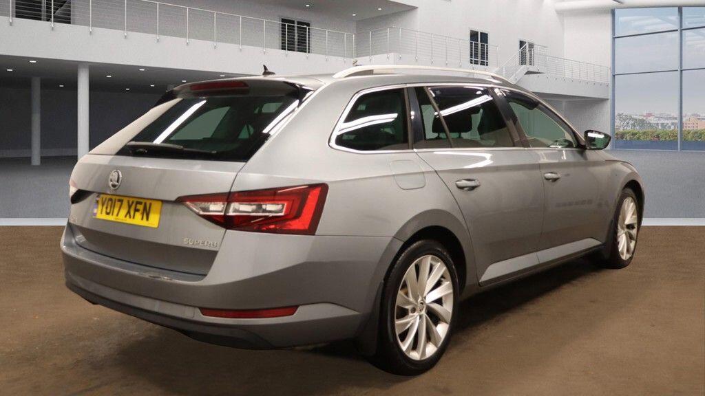 Used Skoda Superb 2017 for sale - 76667386: Photo 11