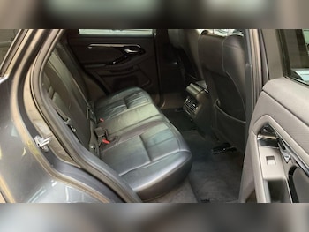 Used Land Rover Range Rover Evoque 2019 for sale - 76512721: Photo