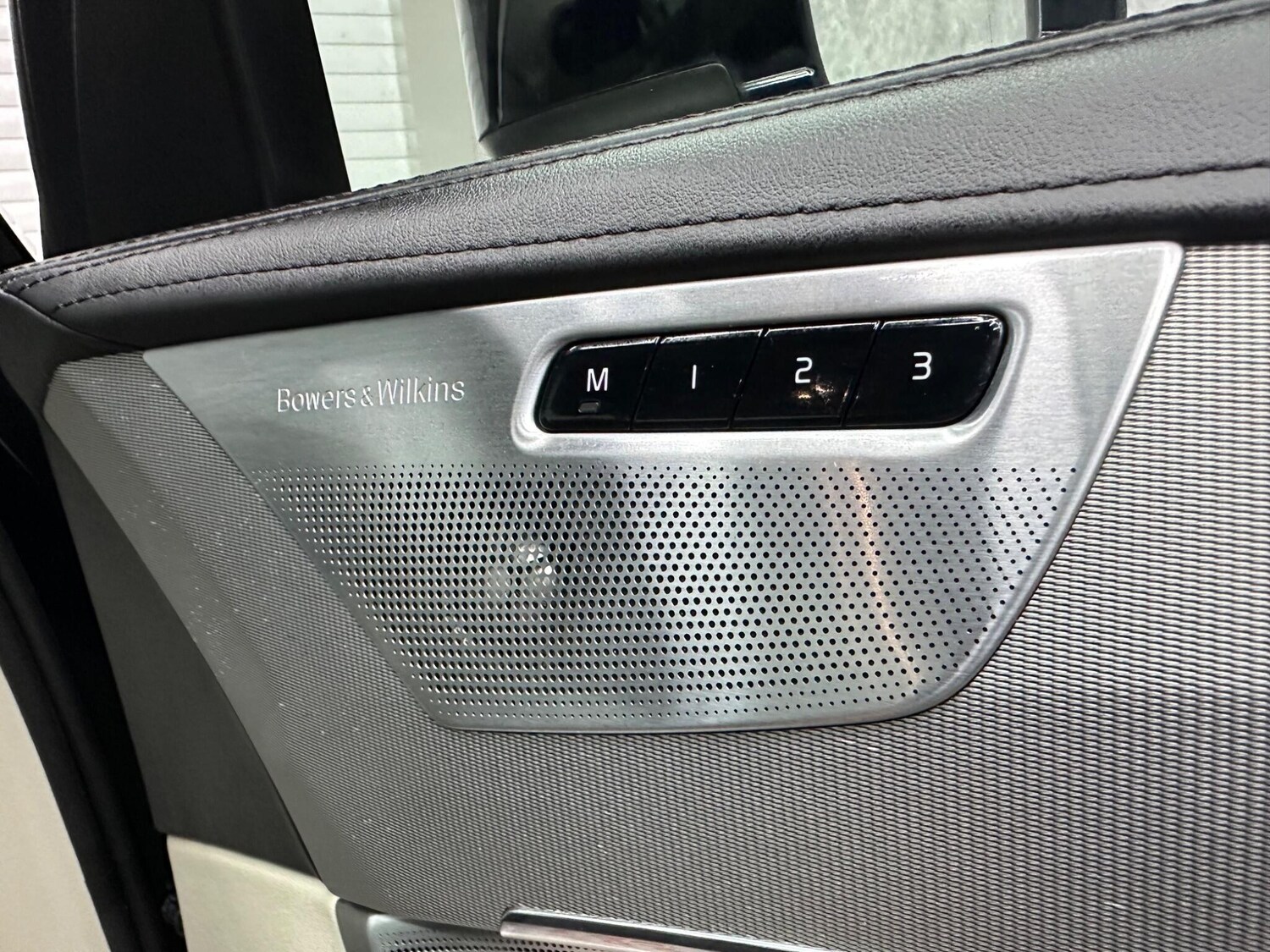 Used Volvo XC90 2015 for sale - 78058272: Photo 23