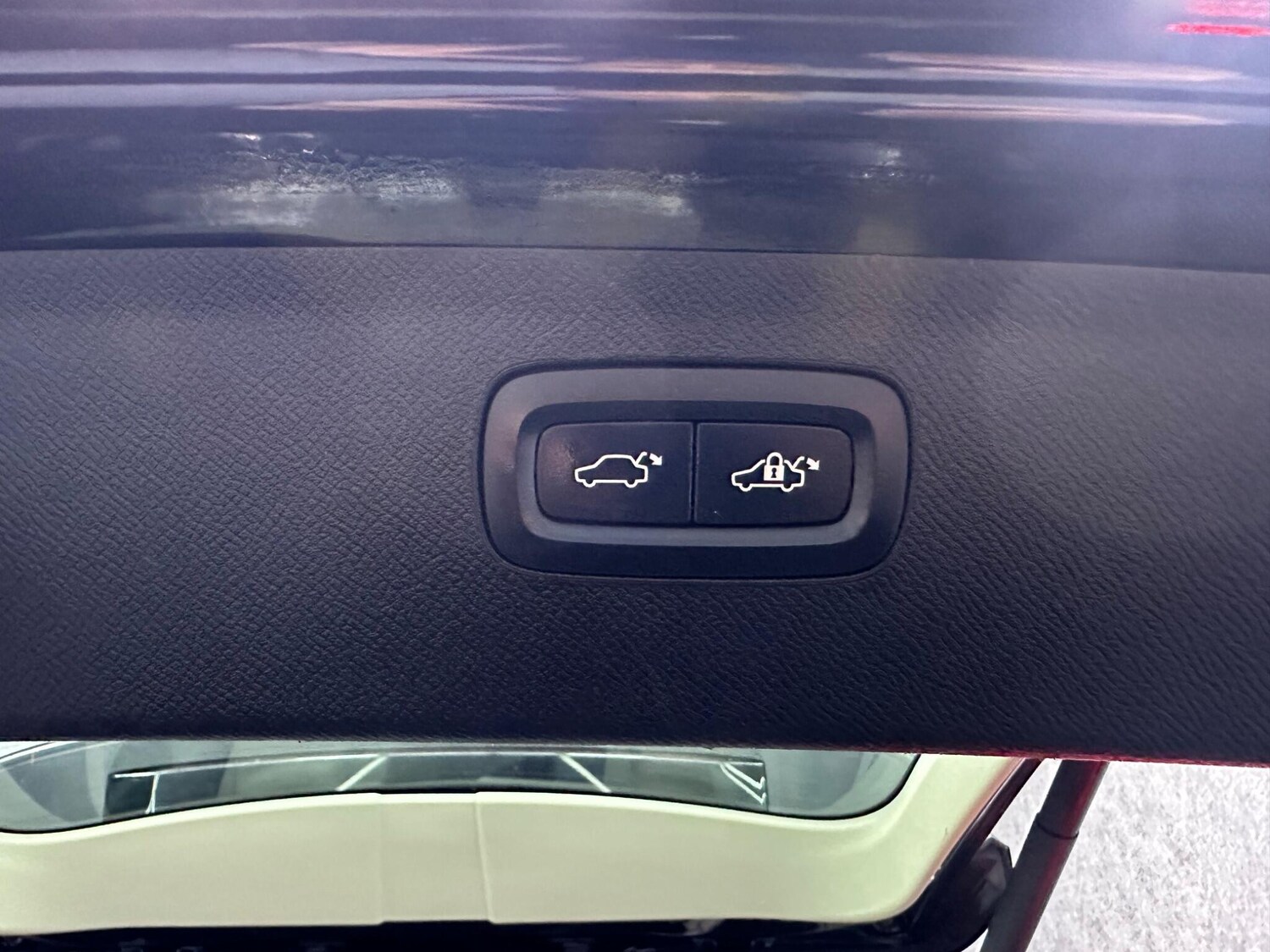 Used Volvo XC90 2015 for sale - 78058272: Photo 26