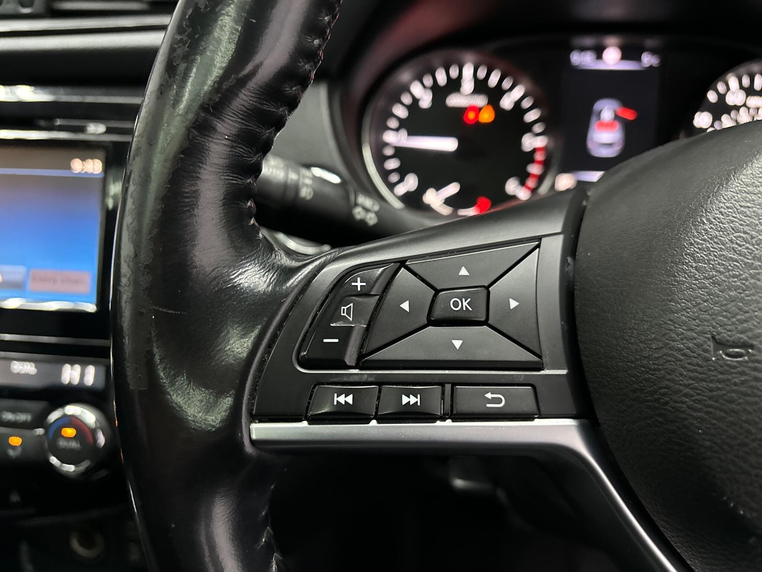 Used Nissan X-Trail for sale - 78057654: Photo 8