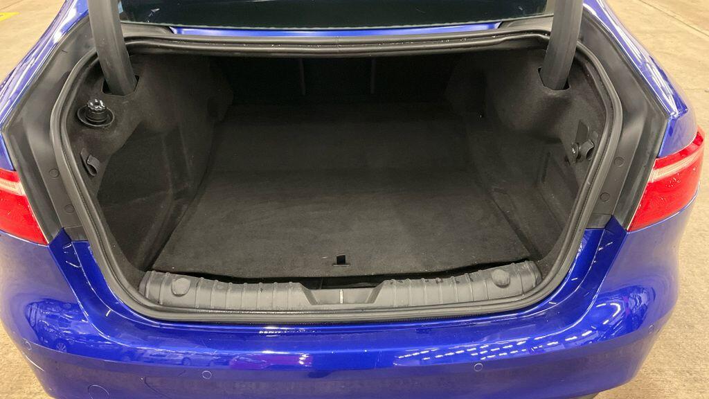 Used Jaguar XF 2017 for sale - 77101663: Photo 15