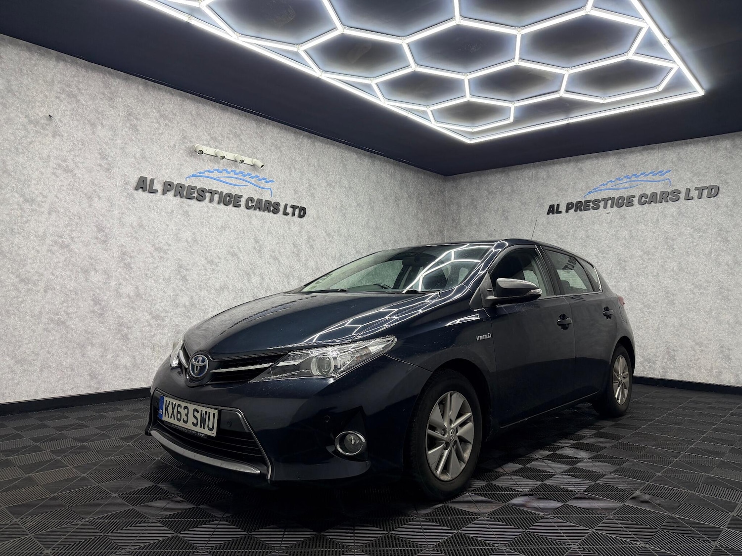 Used Toyota Auris 2013 for sale - 78058368: Photo 1