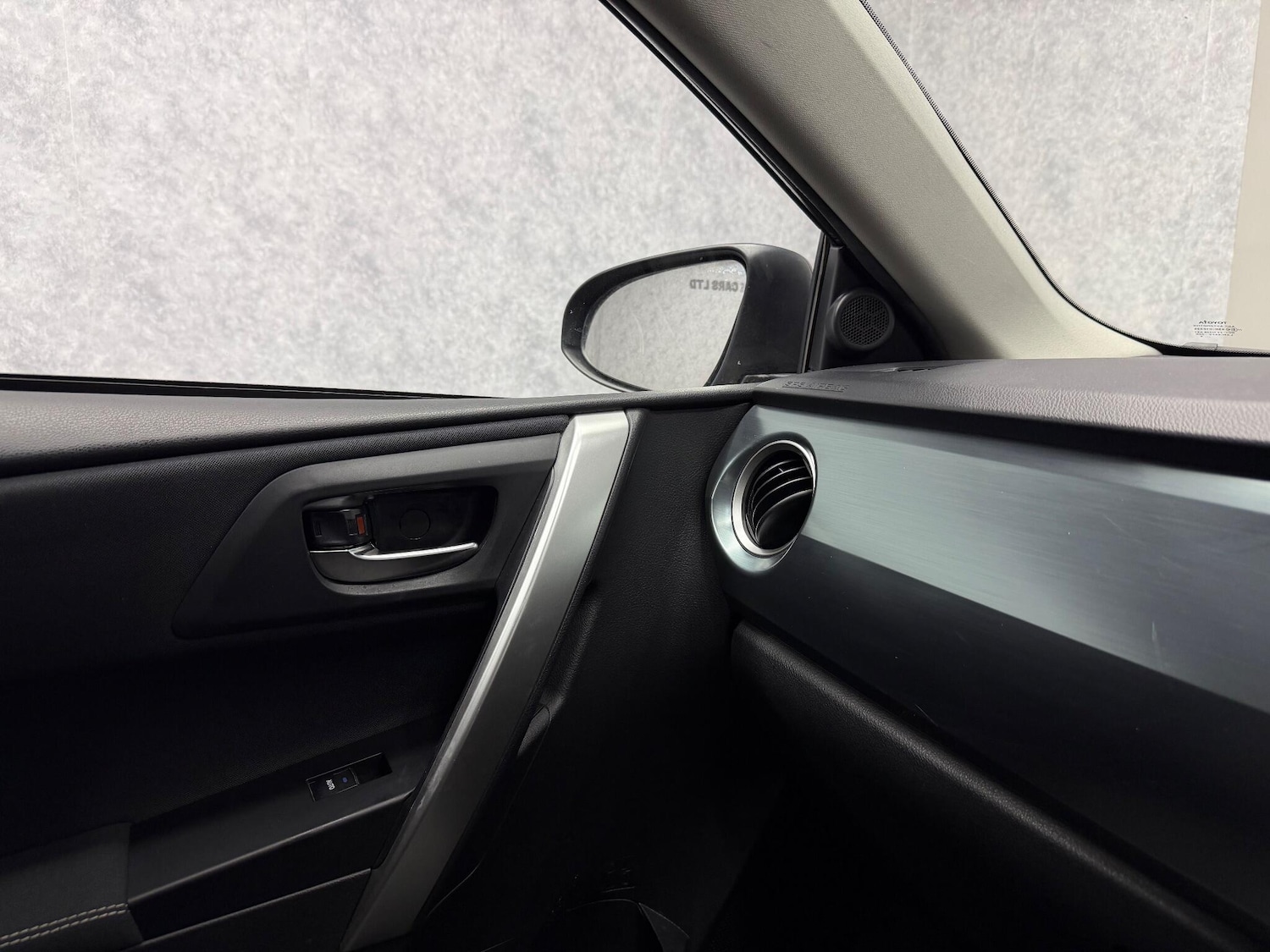 Used Toyota Auris 2013 for sale - 78058368: Photo 18