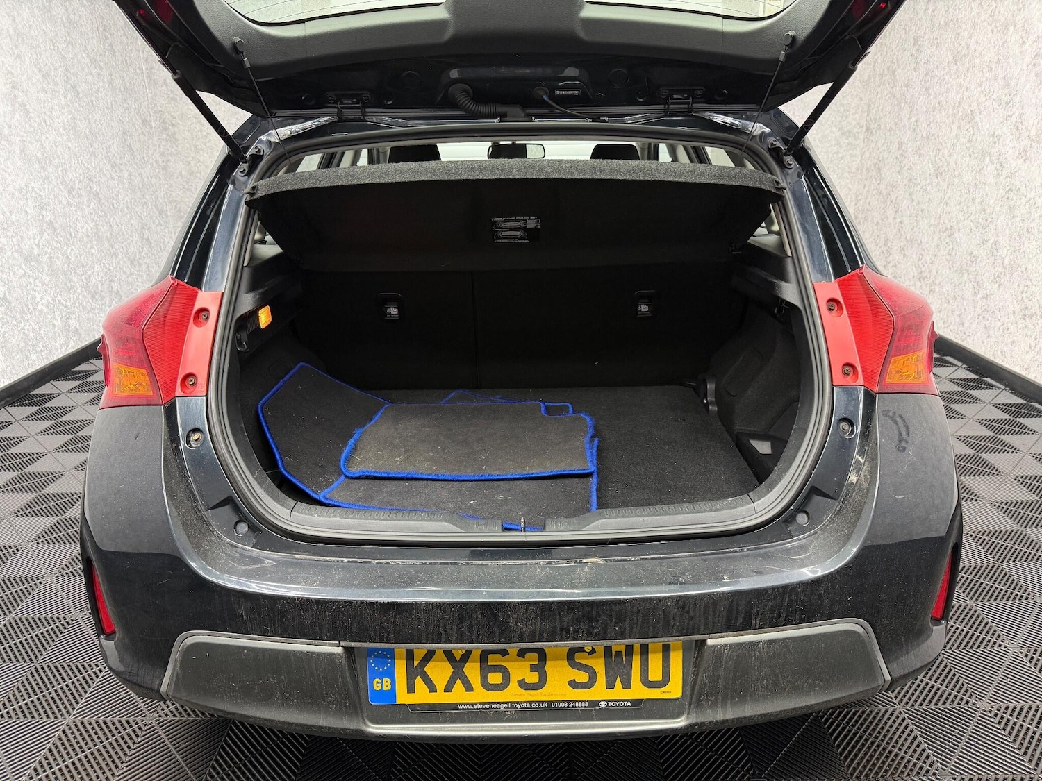 Used Toyota Auris 2013 for sale - 78058368: Photo 24