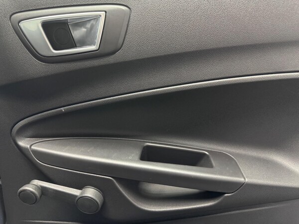 Used Ford Fiesta 2013 for sale - 74680331: Photo 16