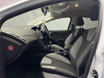 Used Ford Focus 2011 for sale - 75154446: Photo