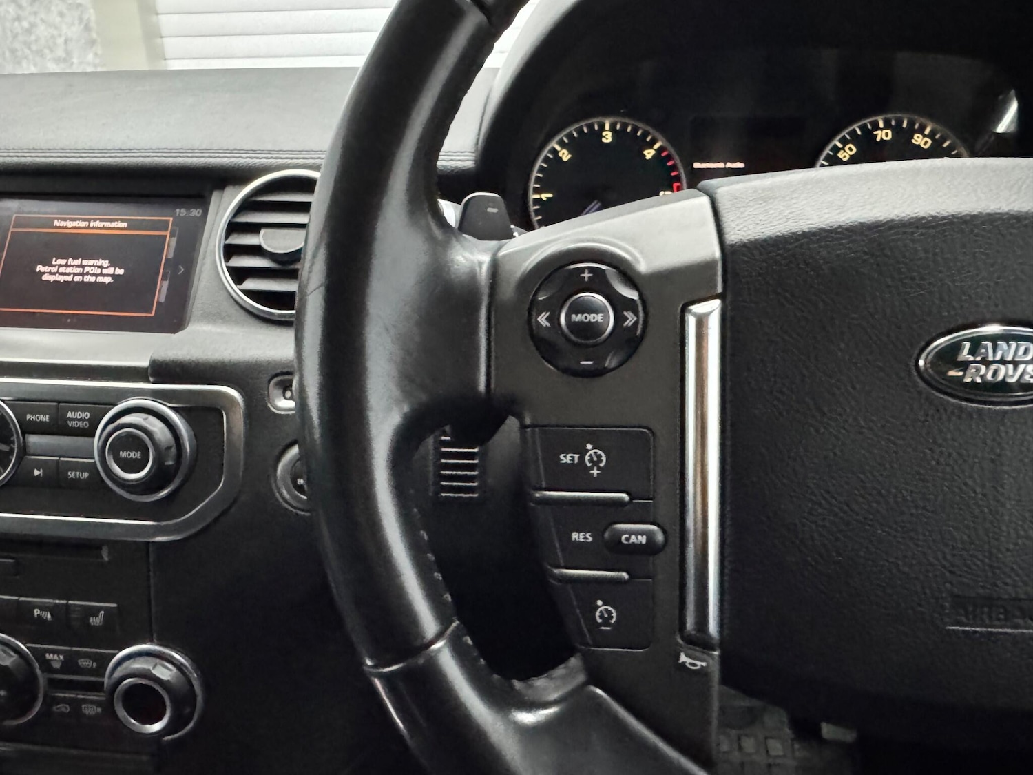 Used Land Rover Discovery 2016 for sale - 76457791: Photo 6