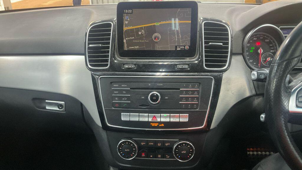 Used Mercedes-Benz GLE 2018 for sale - 76247060: Photo 2