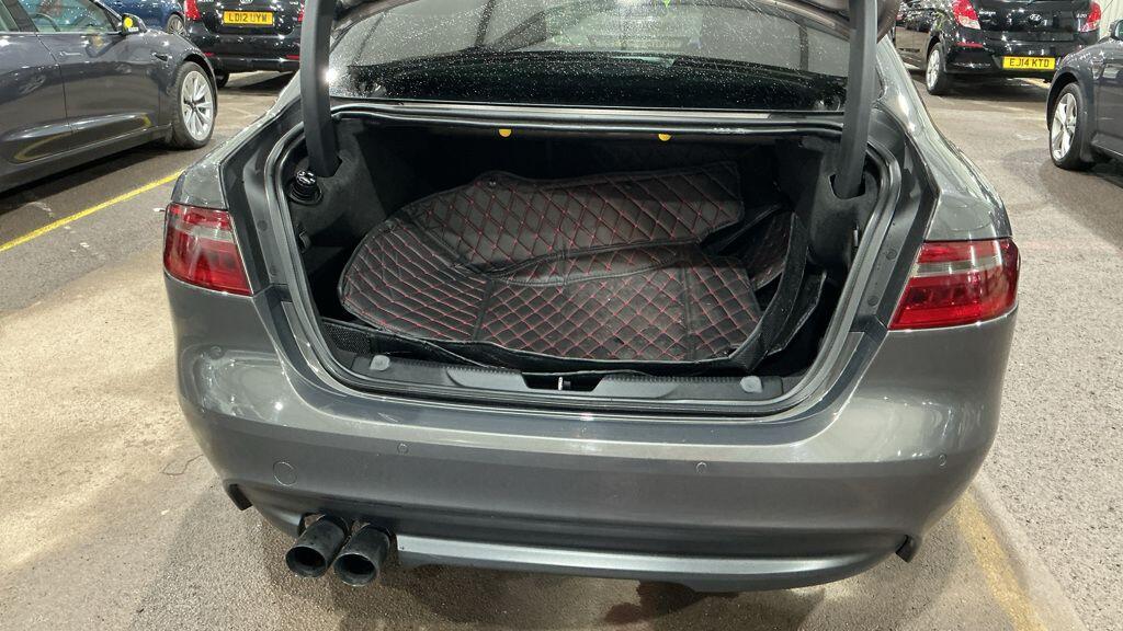 Used Jaguar XE 2016 for sale - 77315406: Photo 11