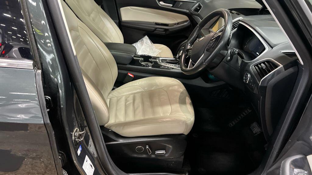 Used Ford Galaxy 2017 for sale - 77400726: Photo 2