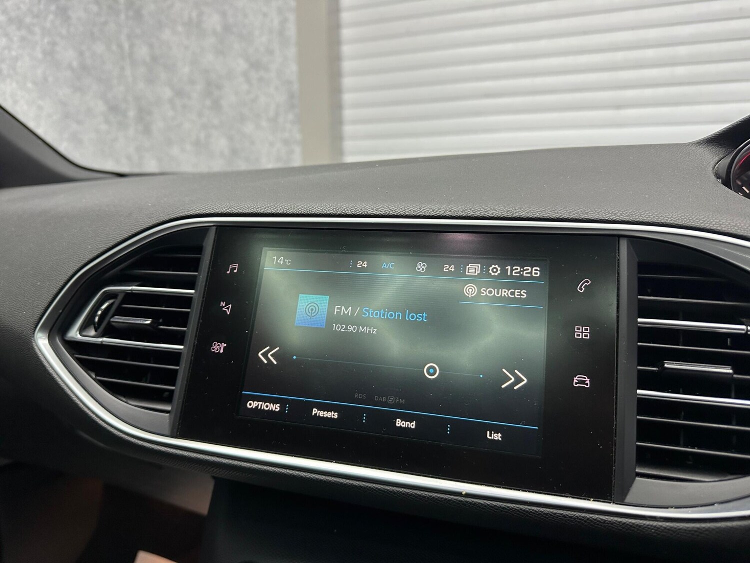 Used Peugeot 308 2017 for sale - 78058255: Photo 12