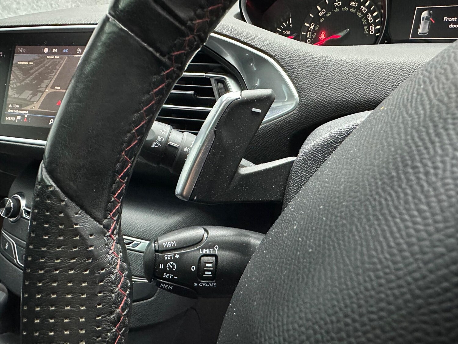 Used Peugeot 308 2017 for sale - 78058255: Photo 24