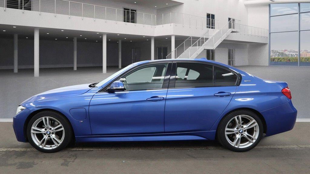 Used BMW 3 Series 2017 for sale - 76633762: Photo 8