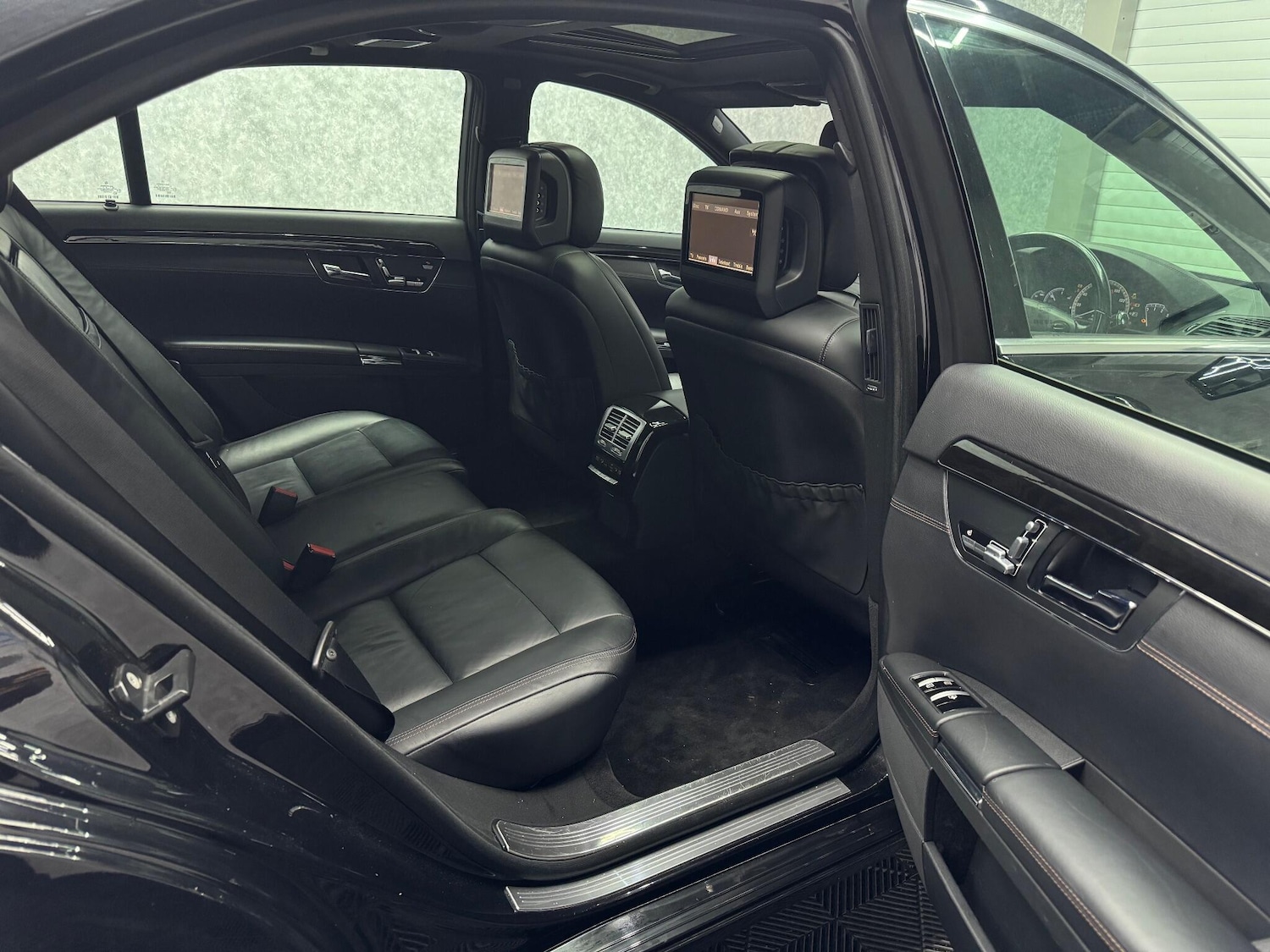 Used Mercedes-Benz S Class 2011 for sale - 76485630: Photo 15