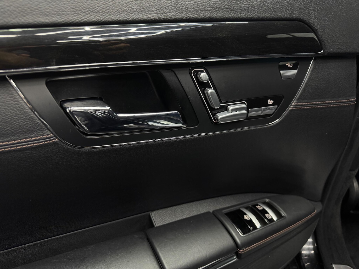 Used Mercedes-Benz S Class 2011 for sale - 76485630: Photo 18