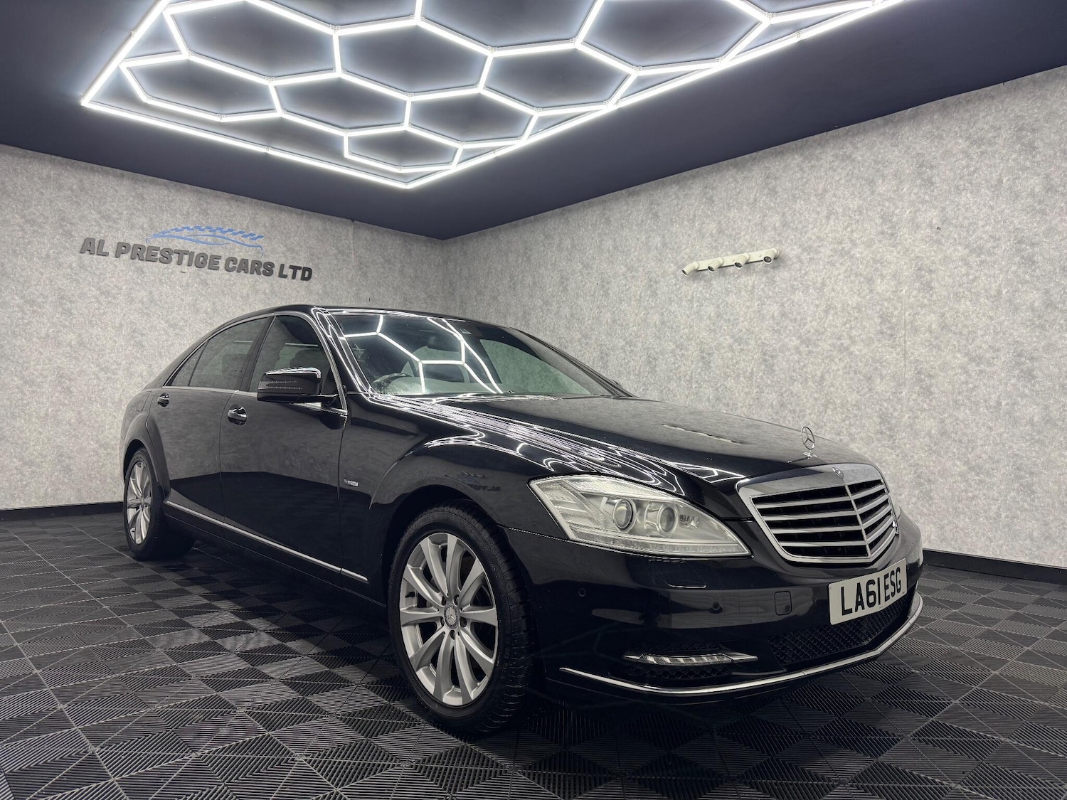 Used Mercedes-Benz S Class 2011 for sale - 76485630: Photo 30