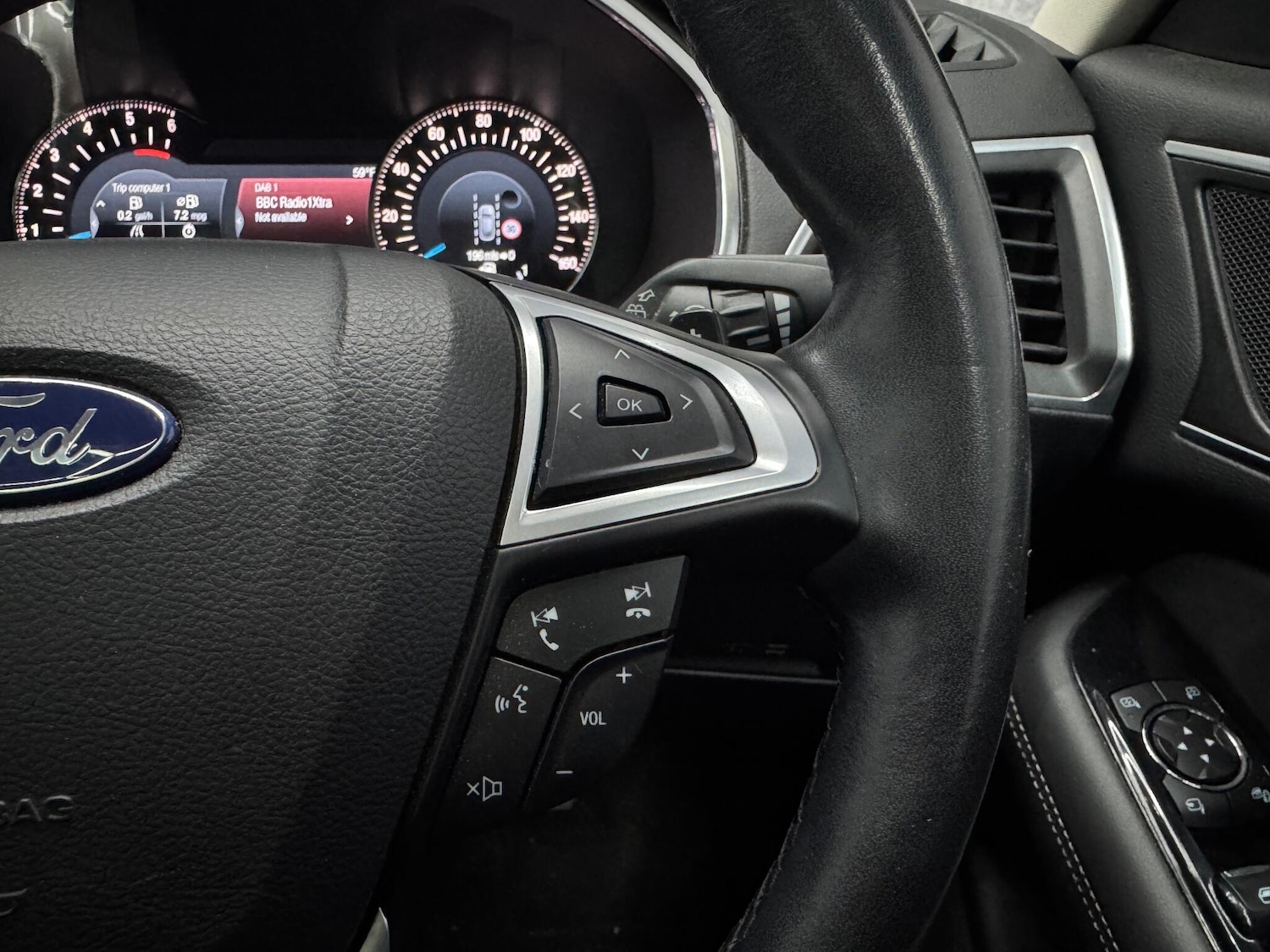 Used Ford Galaxy 2017 for sale - 76607397: Photo 10