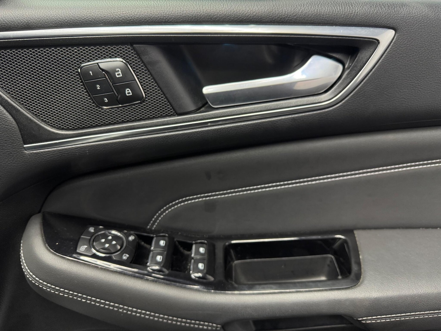 Used Ford Galaxy 2017 for sale - 76607397: Photo 22