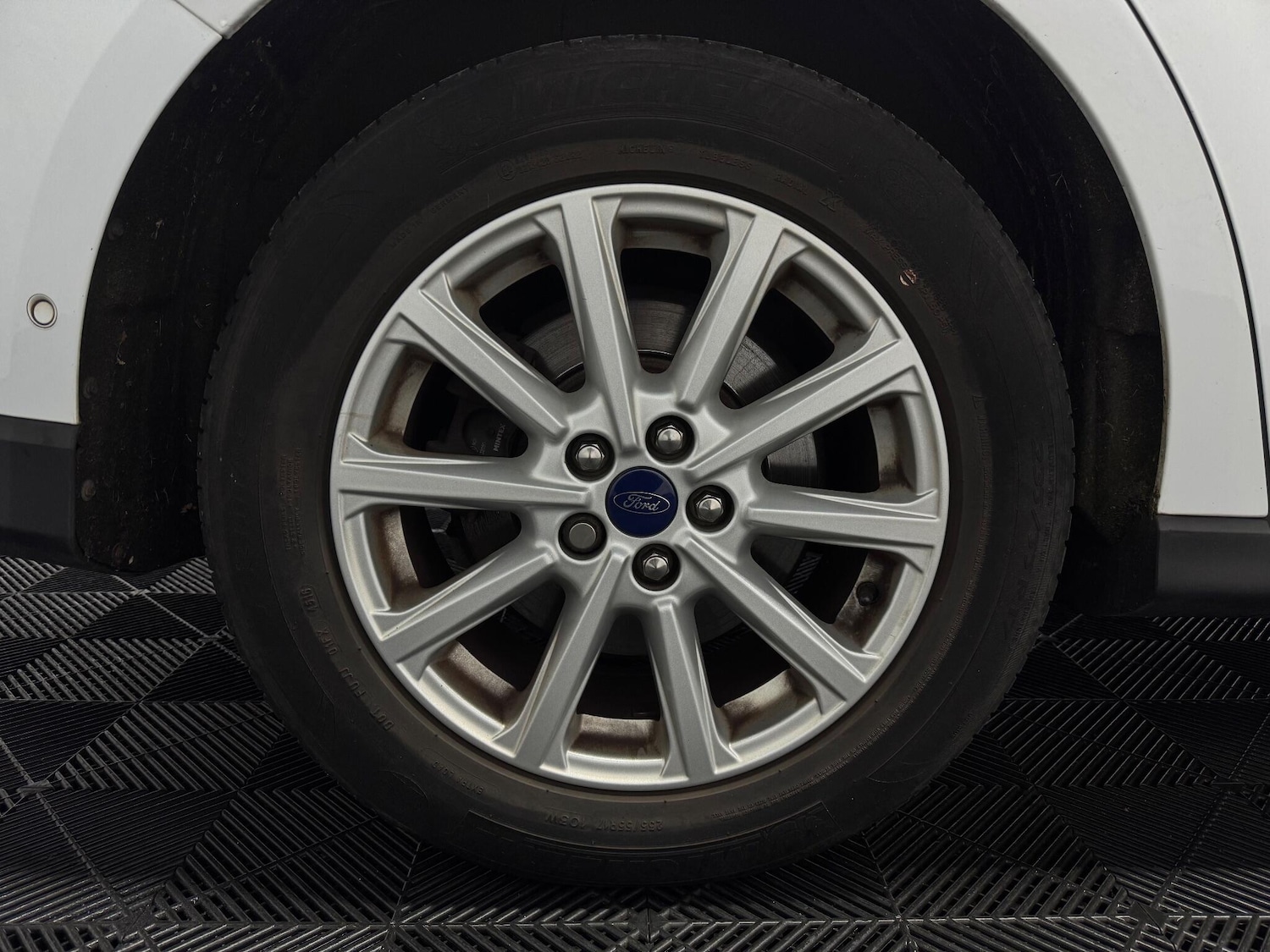 Used Ford Galaxy 2017 for sale - 76607397: Photo 34