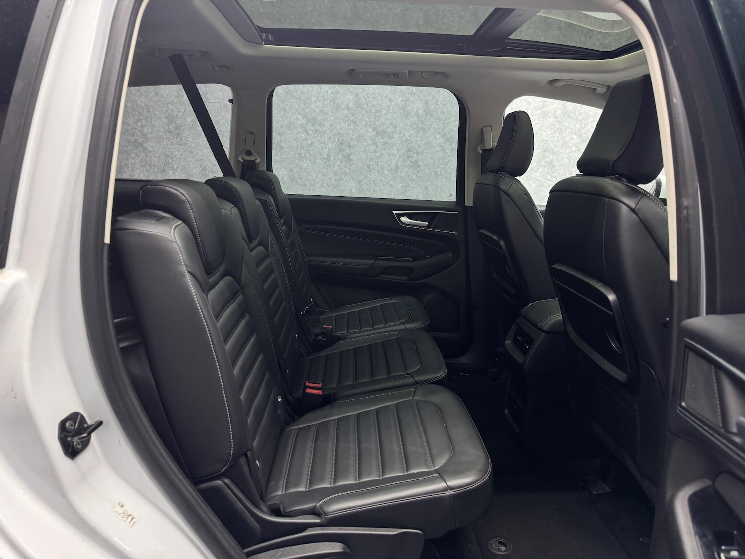 Used Ford Galaxy 2017 for sale - 76607397: Photo 6