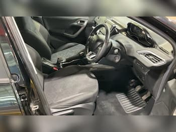 Used Peugeot 2008 2017 for sale - 79664535: Photo