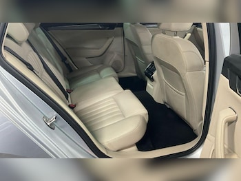 Used Skoda Superb 2023 for sale - 78057711: Photo