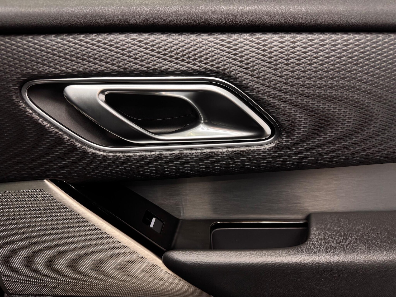 Used Land Rover Range Rover Velar for sale - 78057570: Photo 24