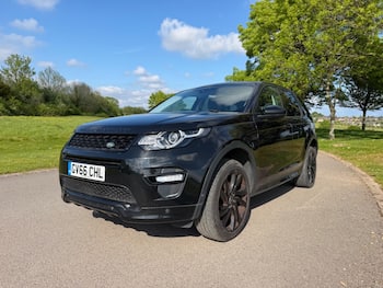 Used Land Rover Discovery Sport 2016 for sale - 79664457: Photo