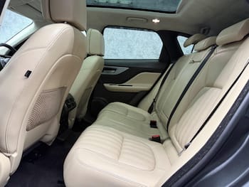 Used Jaguar F-Pace 2019 for sale - 79664334: Photo