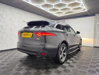 Used Jaguar F-Pace 2019 for sale - 79664334: Photo