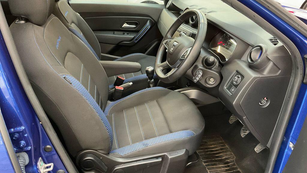 Used Dacia Duster 2020 for sale - 76780661: Photo 2