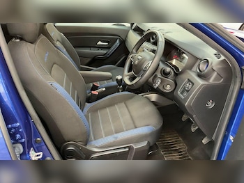 Used Dacia Duster 2020 for sale - 76780661: Photo