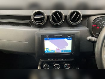 Used Dacia Duster 2020 for sale - 76780661: Photo