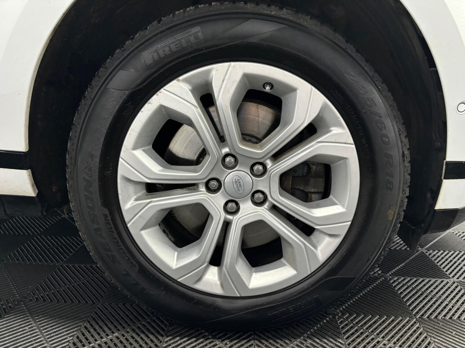 Used Land Rover Range Rover Evoque 2019 for sale - 77386847: Photo 32