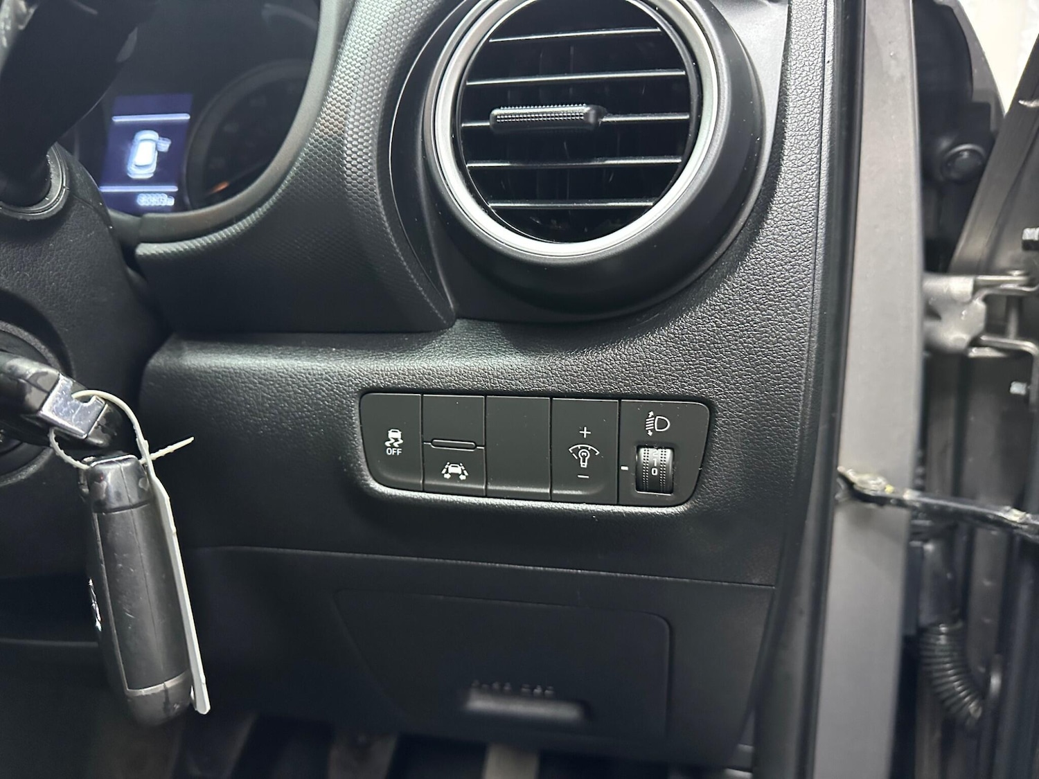 Used Hyundai KONA for sale - 78057871: Photo 31