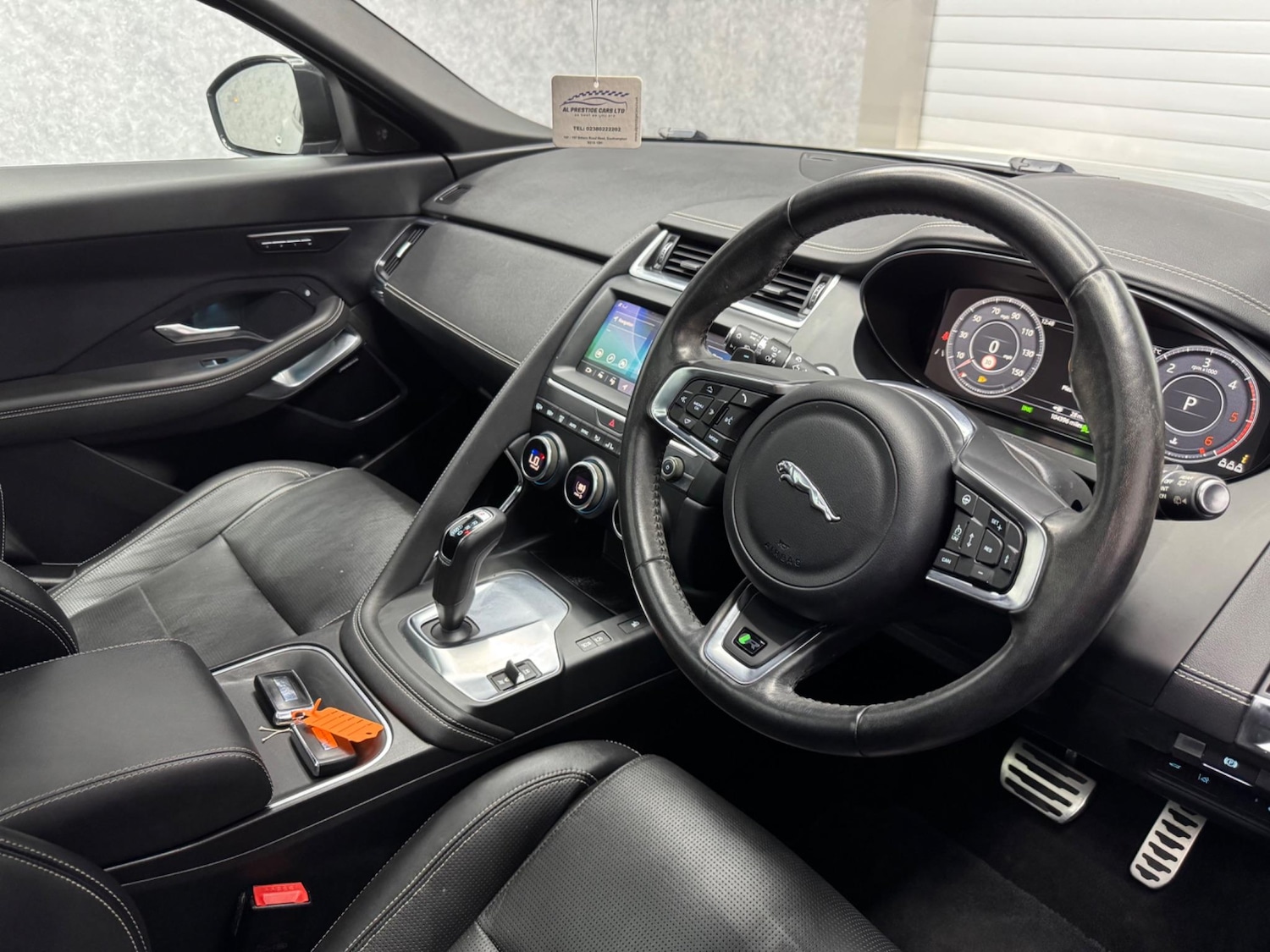 Used Jaguar E-Pace 2019 for sale - 78058046: Photo 2