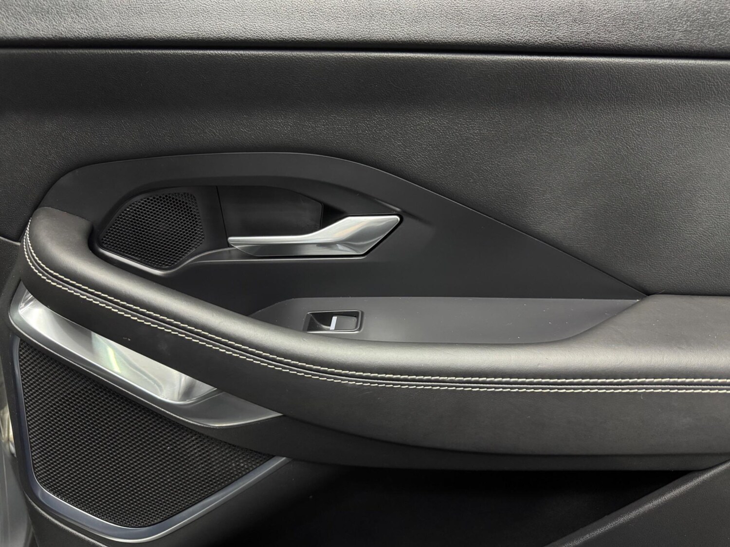 Used Jaguar E-Pace 2019 for sale - 78058046: Photo 25