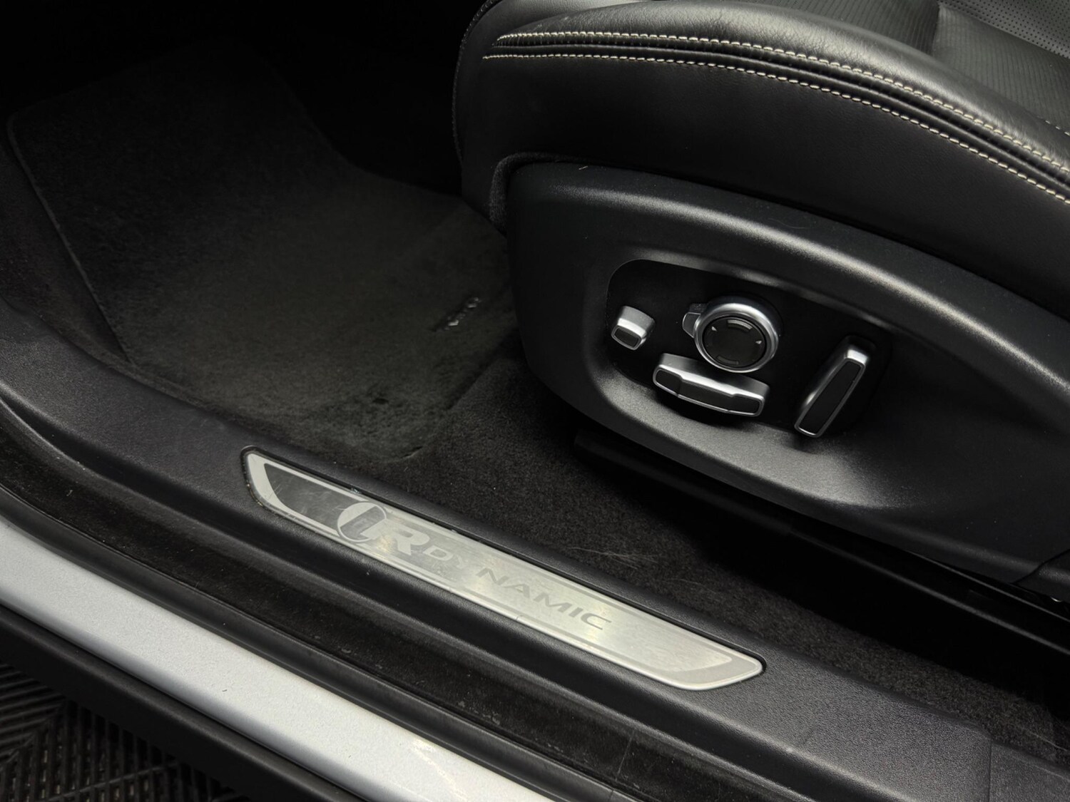 Used Jaguar E-Pace 2019 for sale - 78058046: Photo 26